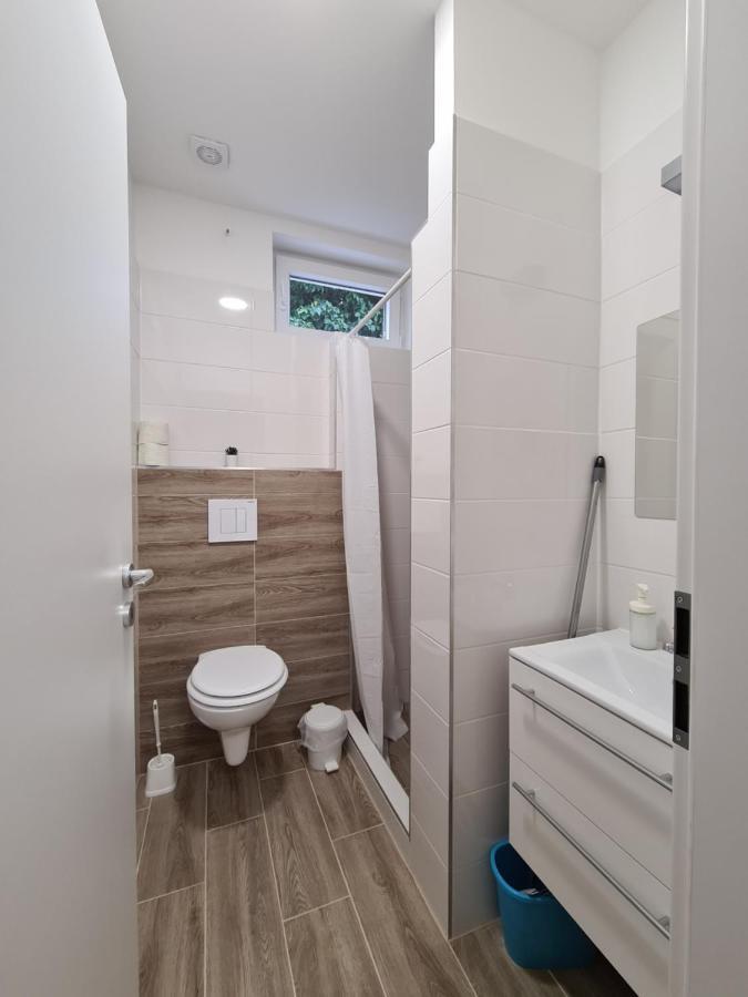 Oet Fenyo Apartmanhaz Siófok Exteriér fotografie