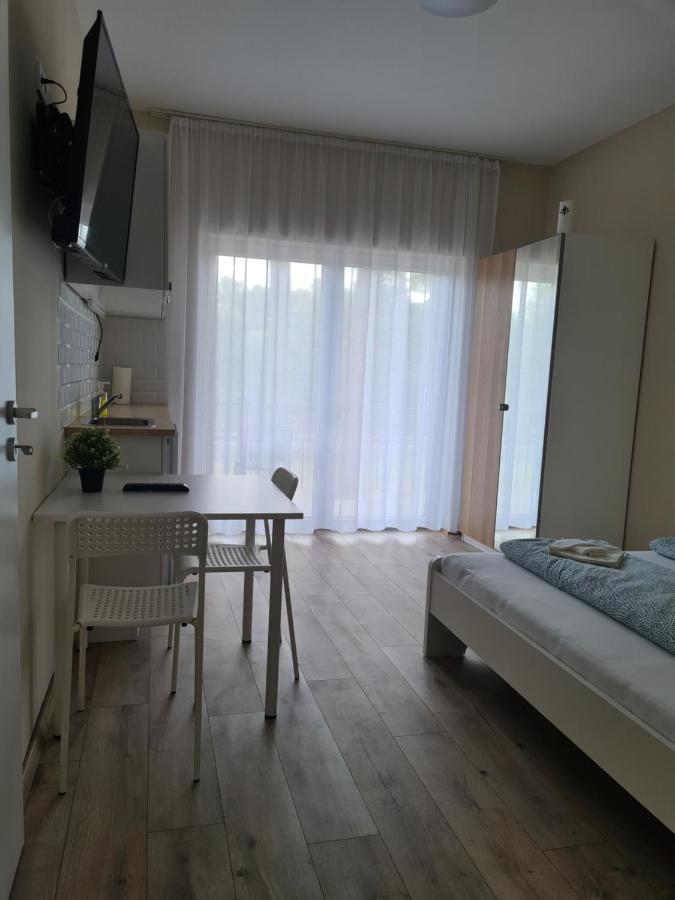Oet Fenyo Apartmanhaz Siófok Exteriér fotografie