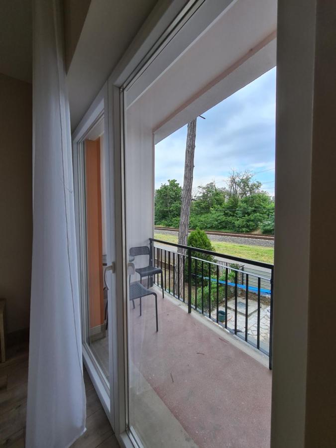 Oet Fenyo Apartmanhaz Siófok Exteriér fotografie